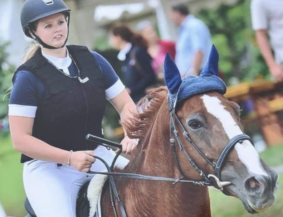 Photo de Olivia IHLI, une assesseure du Club Hippique Eckwersheim proche de Strasbourg